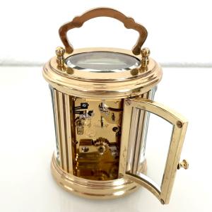 Pendule de voyage L'Epée Hour Lavigne Ovale mini 500.62, avec réveille-matin